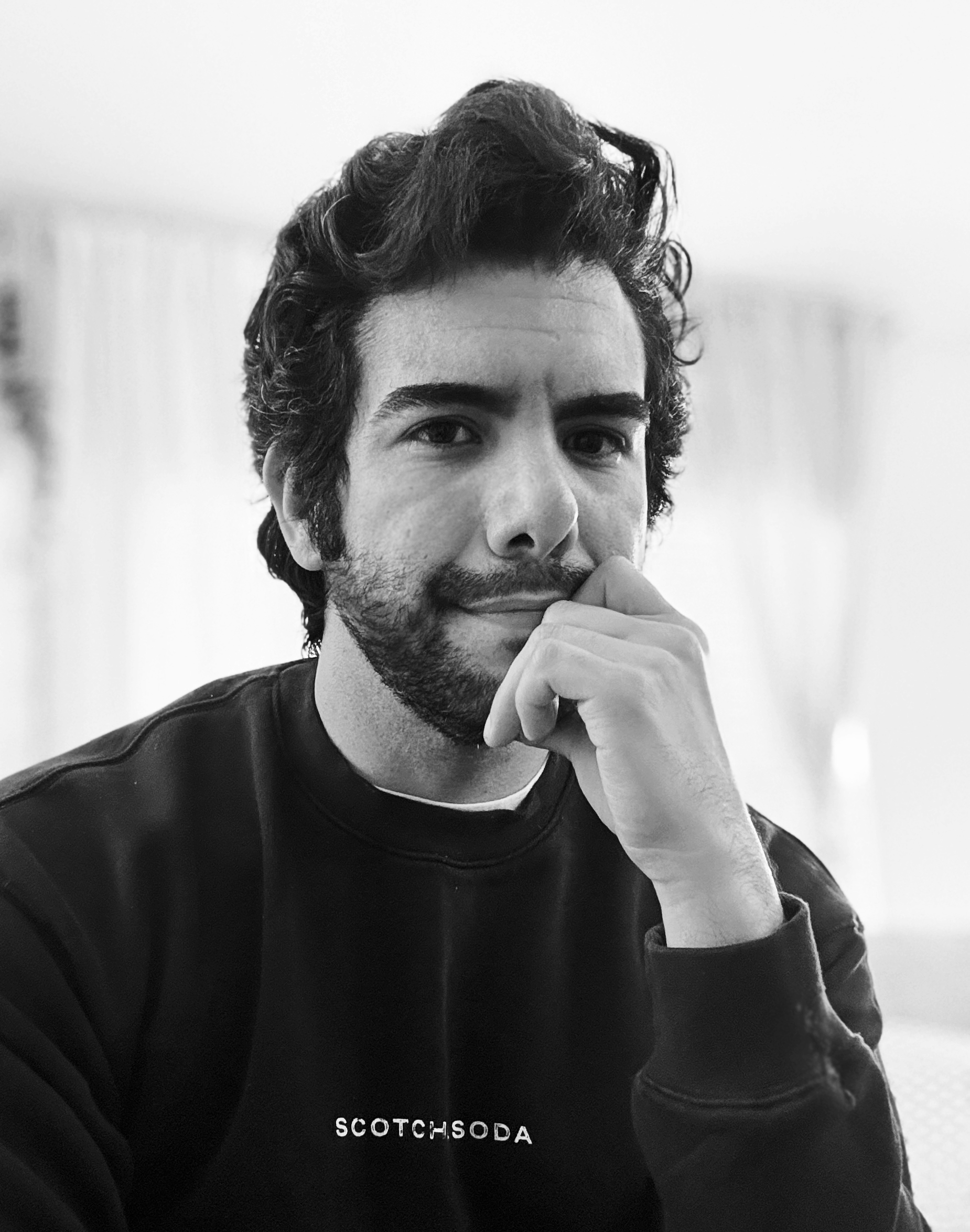 Foto del autor Víctor Castillo
